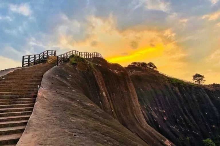 Nature & Danxia Discovery Around Chenzhou